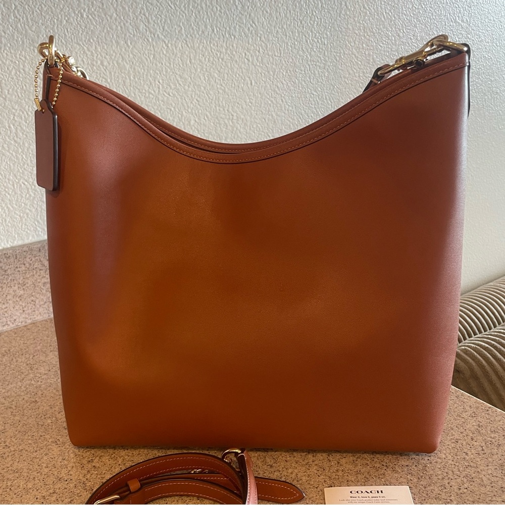 Like New Large Coach Laurel Bag - Picture 2 of 5